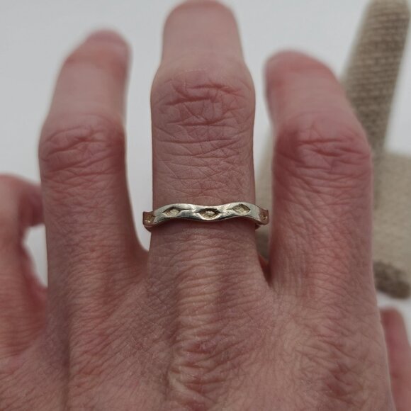 Size 9.5 Sterling Silver Diamond Pattern Rustic Unisex Ring A2553 - Picture 2 of 7